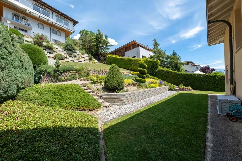 Prächtige Villenaußergewöhnlich - Panoramablick – Foto 12 von 13