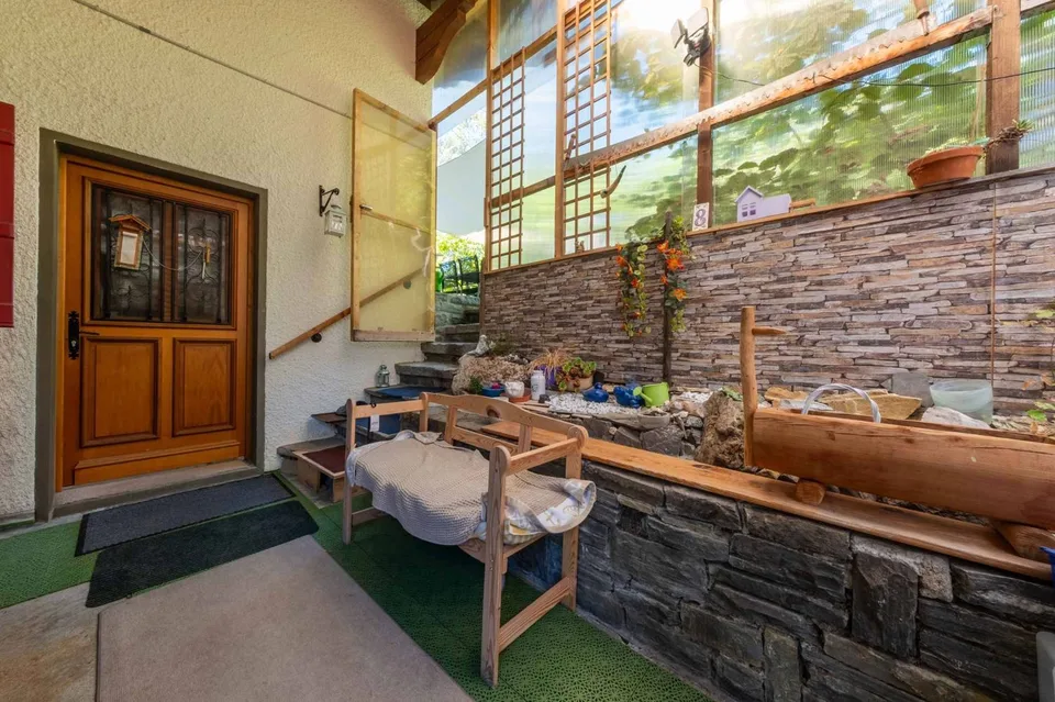 Casa con 2 appartamenti e vista mozzafiato – foto 4 di 13