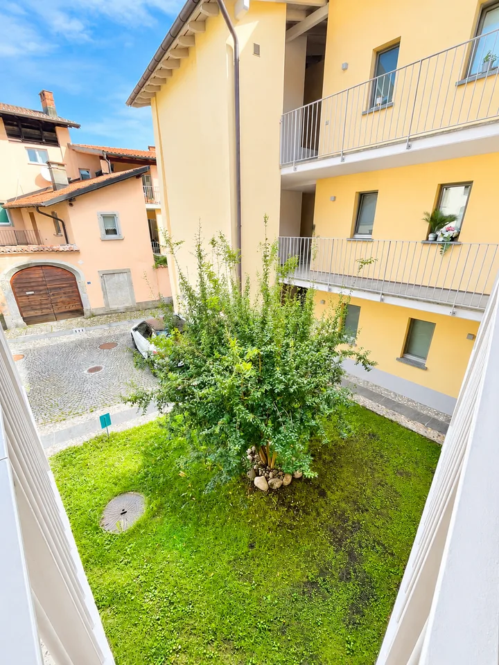 Wohnung mit 3.5 Zimmern renoviert Piazza Maggiore – Foto 16 von 17