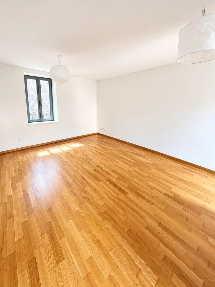 Wohnung mit 3.5 Zimmern renoviert Piazza Maggiore – Foto 10 von 17