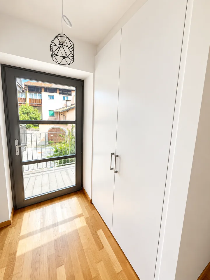 Wohnung mit 3.5 Zimmern renoviert Piazza Maggiore – Foto 5 von 17