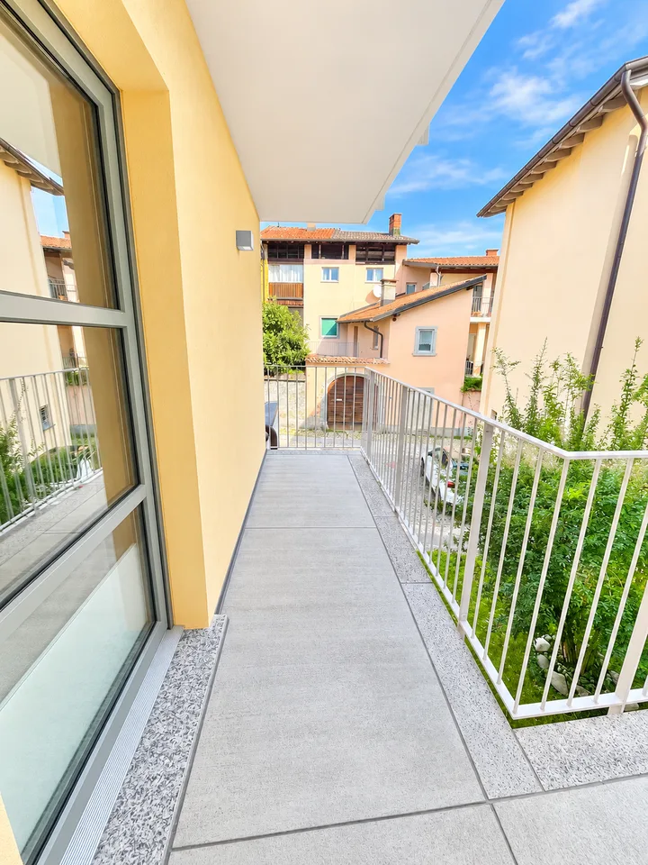 Wohnung mit 3.5 Zimmern renoviert Piazza Maggiore – Foto 15 von 17