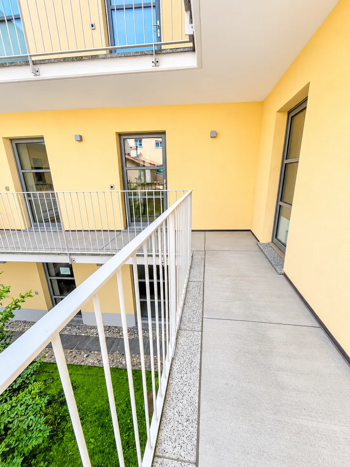 Wohnung mit 3.5 Zimmern renoviert Piazza Maggiore – Foto 14 von 17