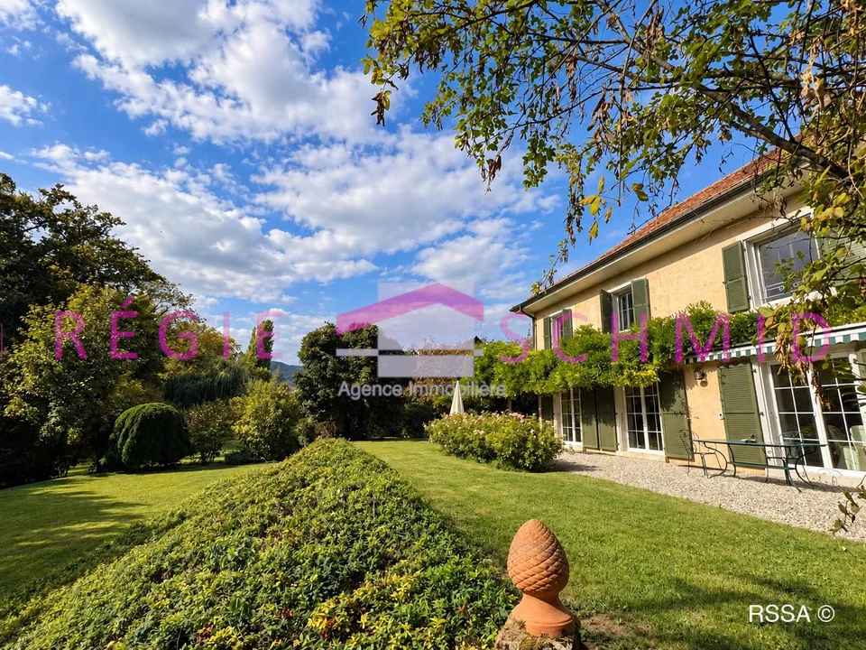 Charmante maison de caractère de 8 pièces sur une magnifique parcelle arborée à Rolle – photo 2 sur 8