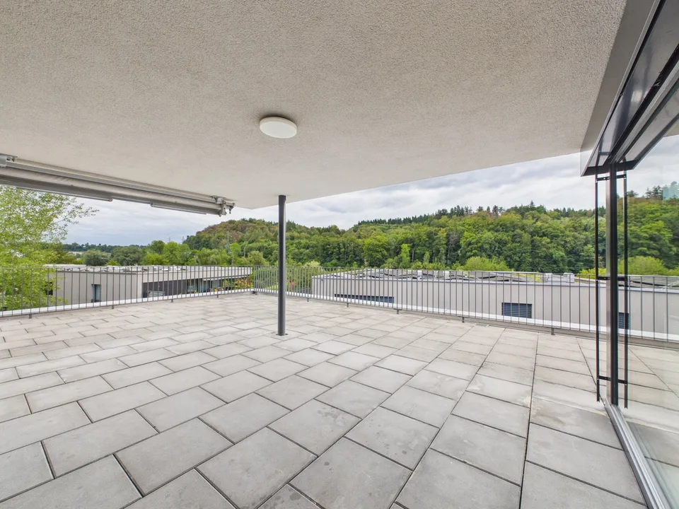 Appartement en attique de 2,5 pièces avec terrasse spacieuse – photo 10 sur 10
