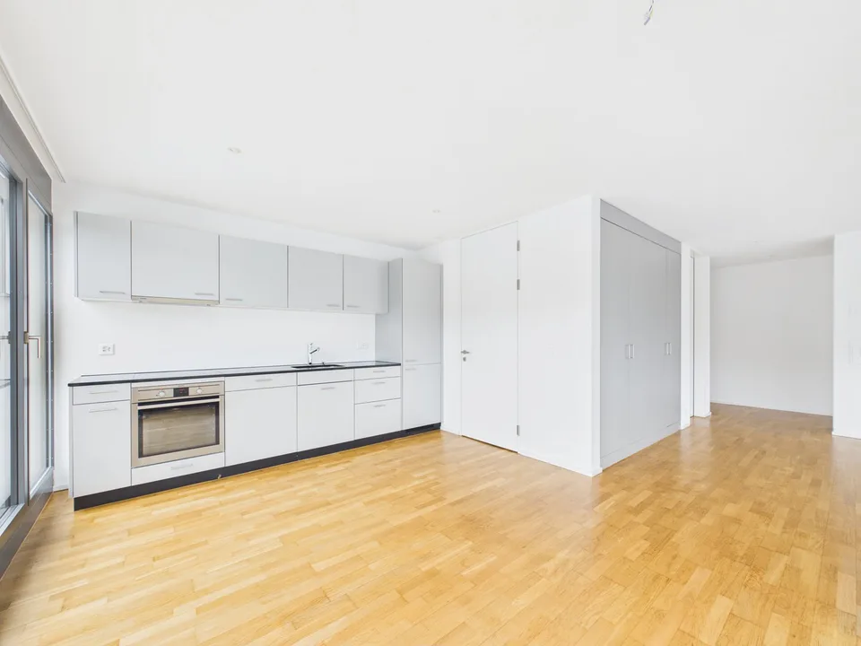 Appartement en attique de 2,5 pièces avec terrasse spacieuse – photo 3 sur 10