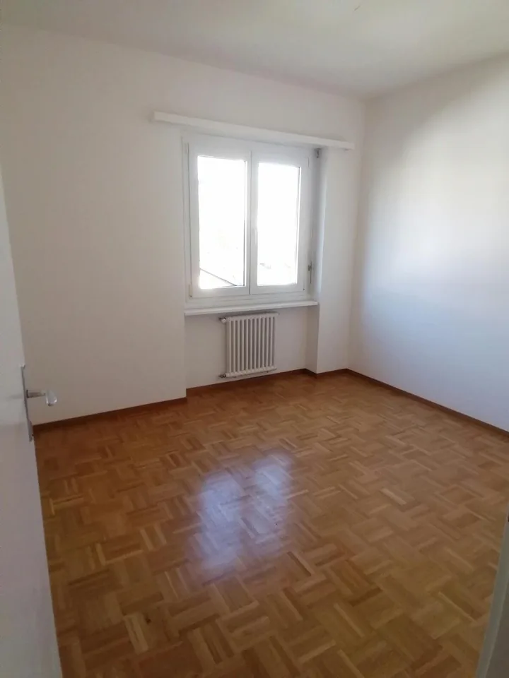 Mietwohnung mit 4 Zimmern in Balerna – Foto 7 von 9