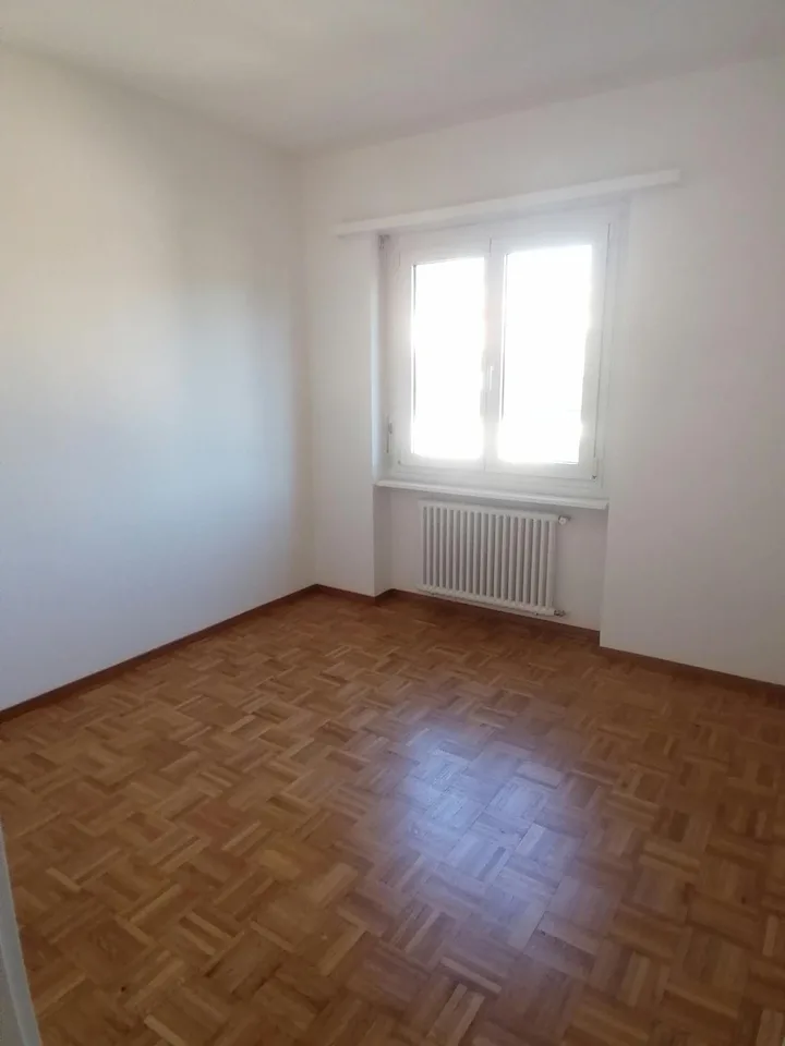 Mietwohnung mit 4 Zimmern in Balerna – Foto 5 von 9