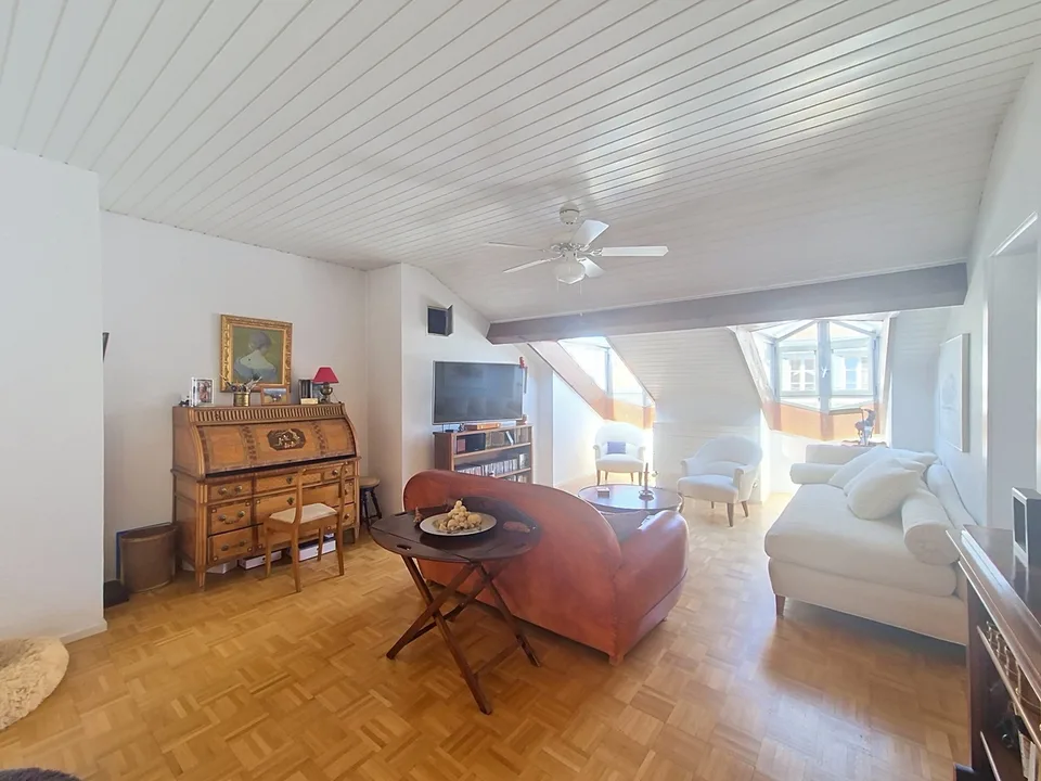 4 Zimmer Attikawohnung in Rolle – Foto 9 von 11