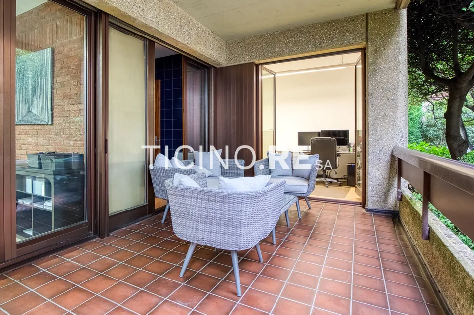 Lugano – immeuble élégant avec possibilité de transformation en habitation en face du Parco Ciani – photo 13 sur 16