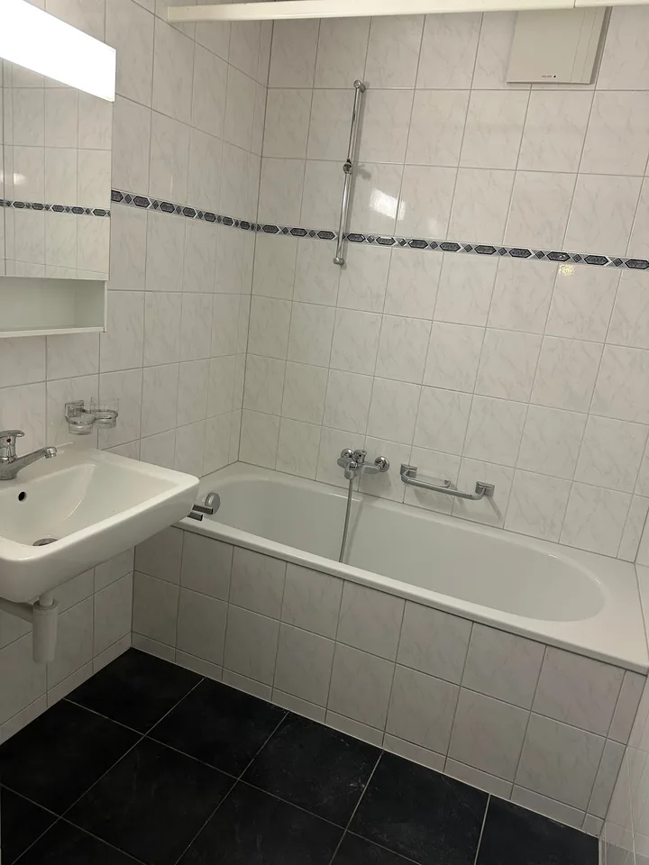 Grösszügige und gepflegte Wohnung nahe Zentrum – Foto 6 von 12