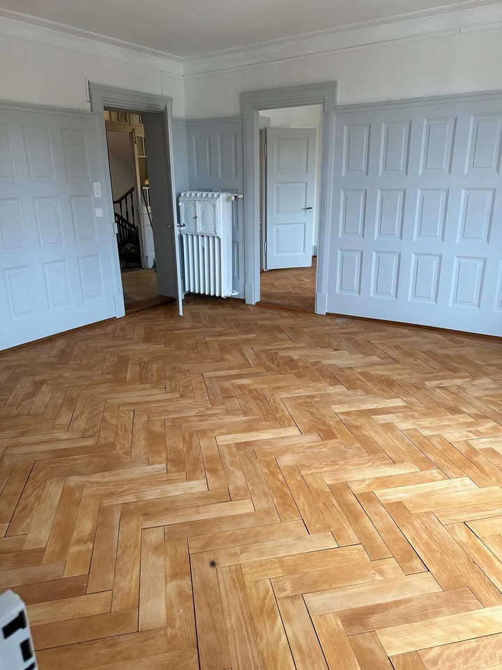 Grösszügige und gepflegte Wohnung nahe Zentrum – Foto 2 von 12