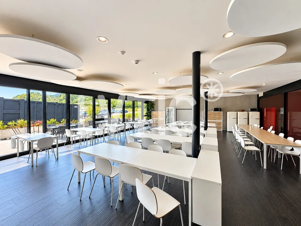 Industriehalle von 2050 m2 zur Miete in Châtel-St-Denis – Foto 5 von 8
