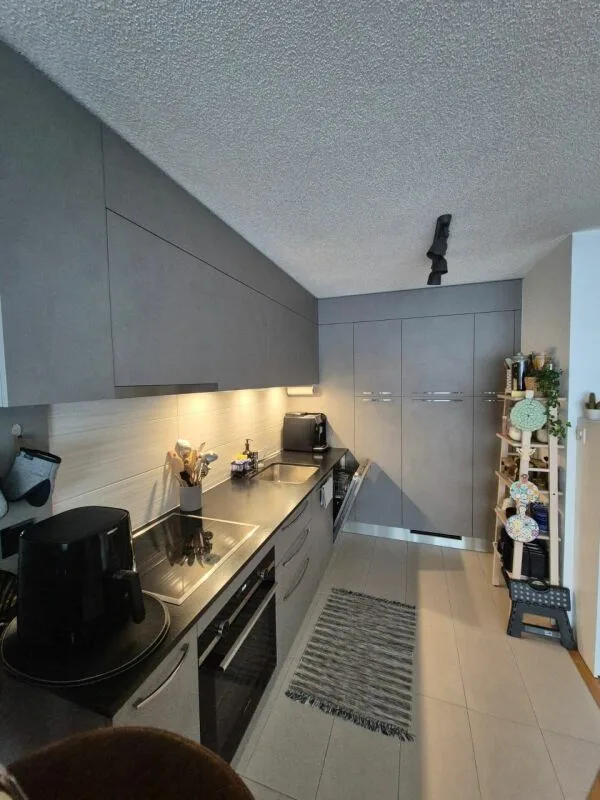 Wohnung mit 2.5 Zimmern und Garten in Grandson – Foto 8 von 8