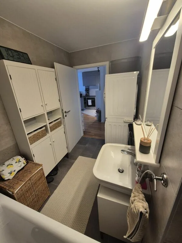 Wohnung mit 2.5 Zimmern und Garten in Grandson – Foto 7 von 8