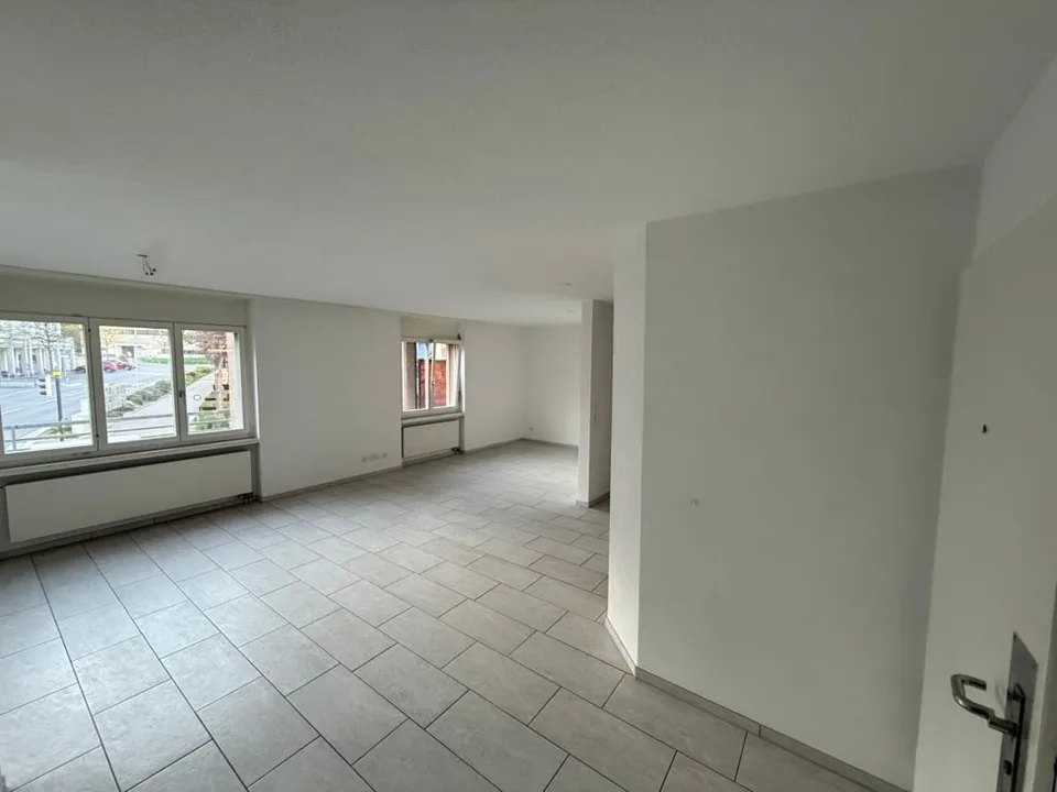 Appartamento 6.5 locali nel centro di Uzwil con terrazza, ascensore e 2 bagni – foto 3 di 16