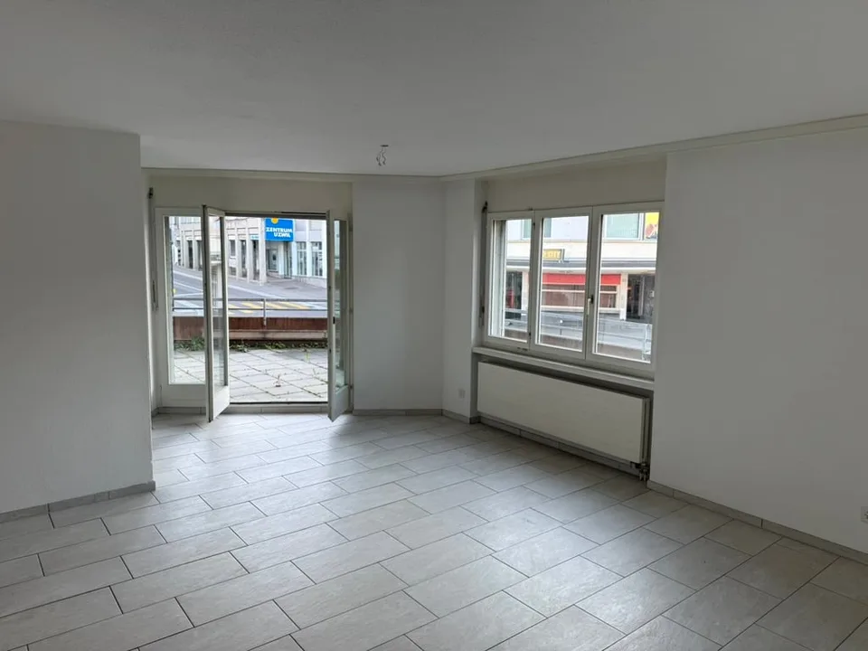 Appartamento 6.5 locali nel centro di Uzwil con terrazza, ascensore e 2 bagni – foto 12 di 16