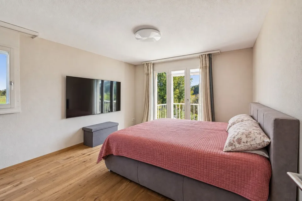 Reihenhaus mit Pool und eigenem Studio – Foto 12 von 13