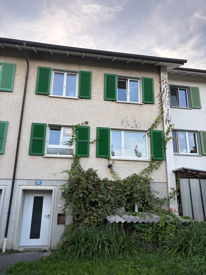 Frisch renoviertes 5.5-Zimmer-Reihenhaus mit Garten in Zürich – Foto 14 von 18
