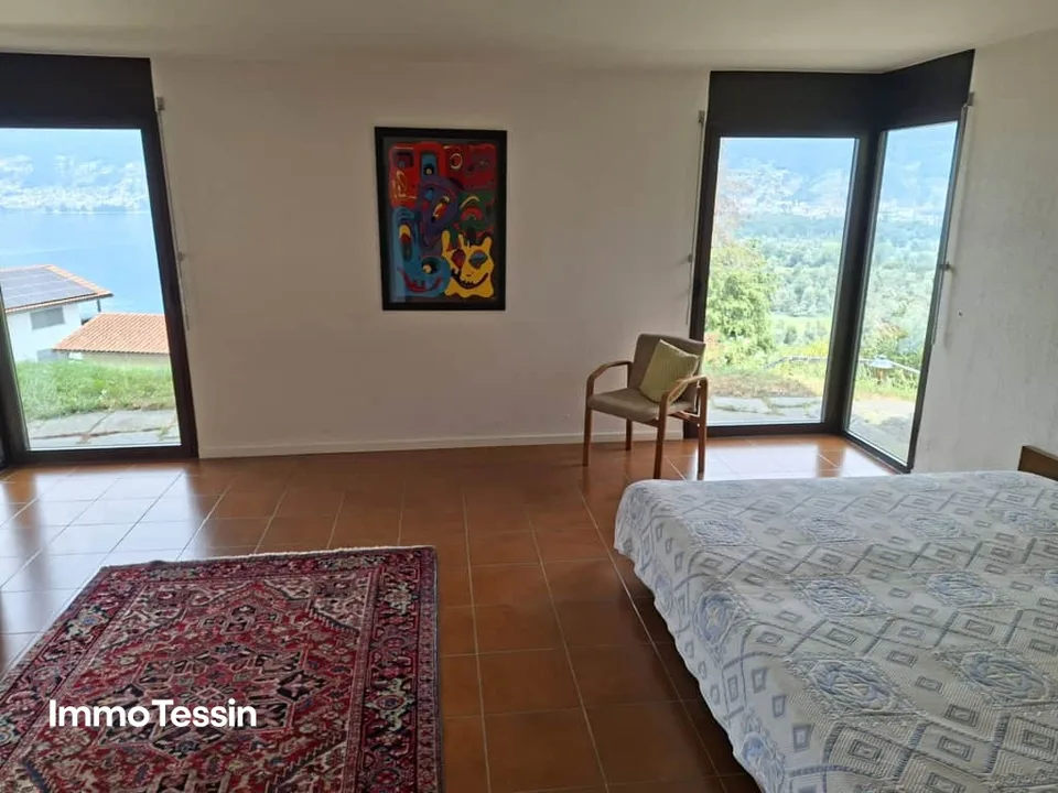 Wunderschönes Haus mit atemberaubender Panorama Seesicht über den Lage Maggiore an begehrter Lage im Gambarogno – Foto 12 von 13