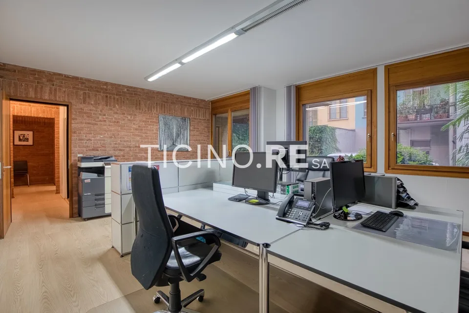 Lugano – À LOUER : bureau élégant en face du Parco Ciani – photo 8 sur 15