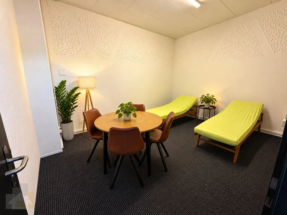 Bürofläche mit Coachingraum und separatem Kundeneingang zentral in A – Foto 6 von 8