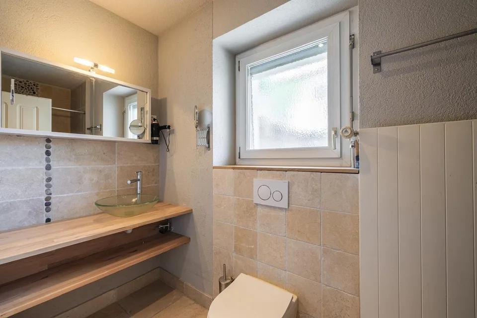 Charmant duplex de 4.5 pièces à Martigny – Cachet historique et confort moderne – photo 4 sur 6
