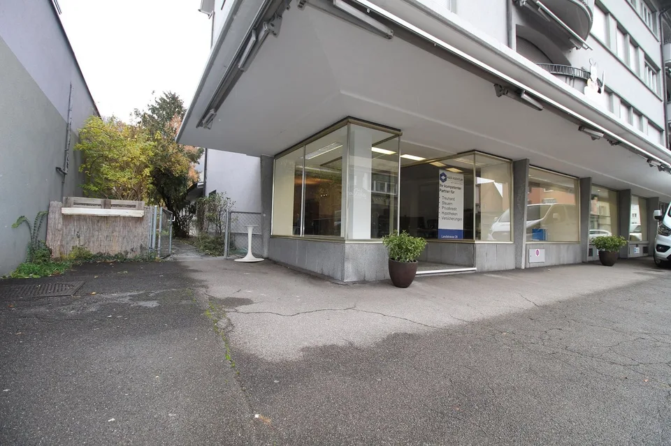 Attraktive Büro-, Praxis- oder Gewerbefläche an zentraler Lage in Wettingen – Foto 2 von 6