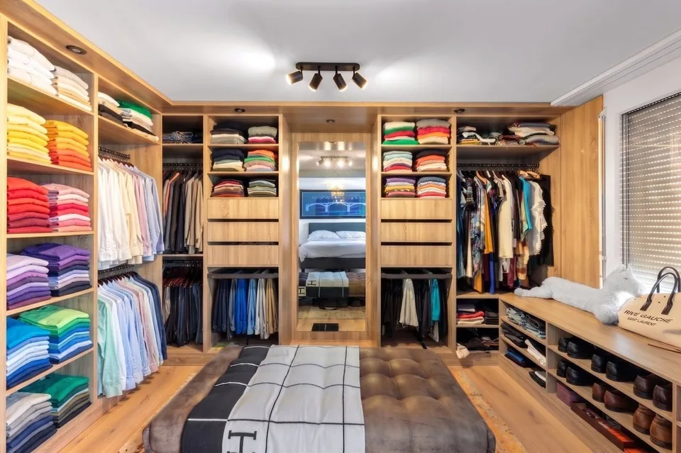 Attika 4,5 Zimmer von hohem Standard, vollständig renoviert mit hochwertigen Materialien – Foto 5 von 12