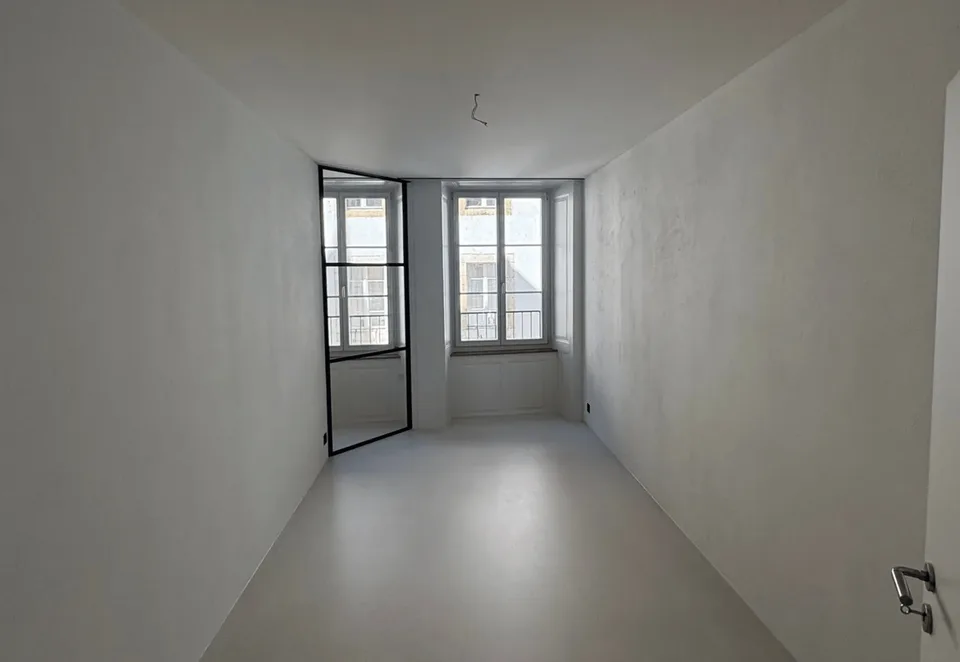 Renovierte Altbauwohnung - 1. Obergeschoss mit Balkon - 4.5-Zimmer mit Seeblick – Foto 5 von 11