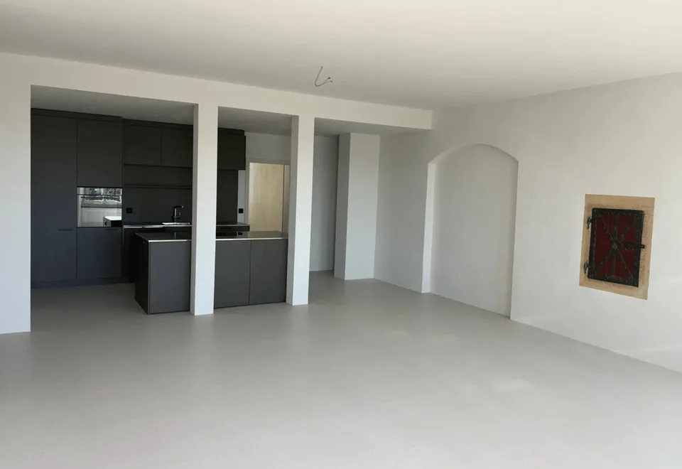 Renovierte Altbauwohnung - 1. Obergeschoss mit Balkon - 4.5-Zimmer mit Seeblick – Foto 4 von 11