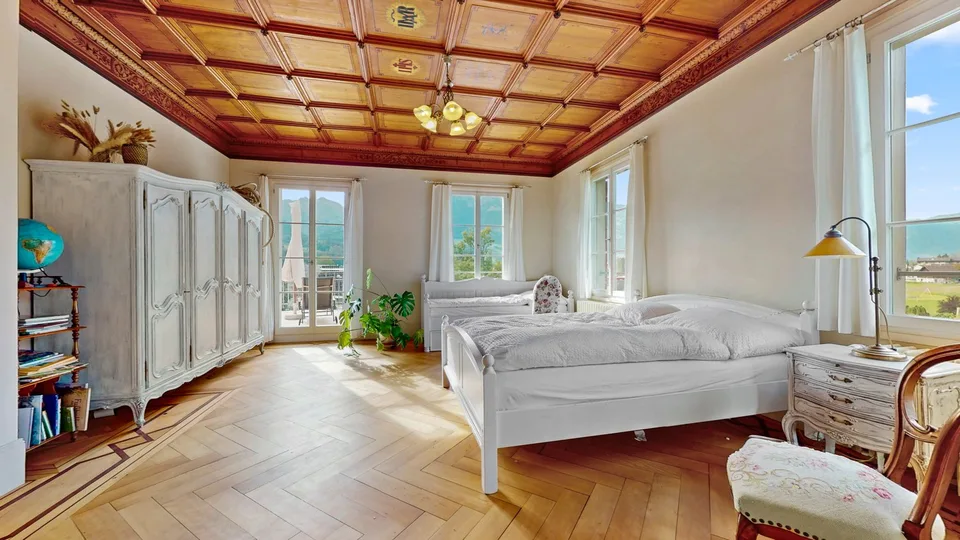 Living with history – stylish villa in the heart of Sarnen – photo 4 of 10
