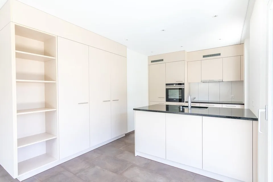 Moderne 4.5-Zimmer-Wohnung im 1. OG mit Balkon, Staffelbach – Foto 6 von 13