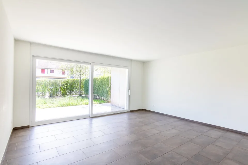 Moderne 2.5-Zimmer-Wohnung mit Gartensitzplatz in Staffelbach kaufen – Foto 4 von 13