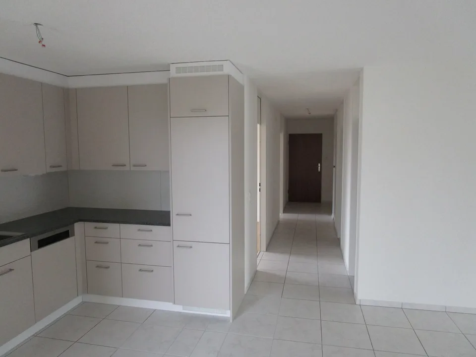 3.5-room apartment with two balconies – photo 4 of 12