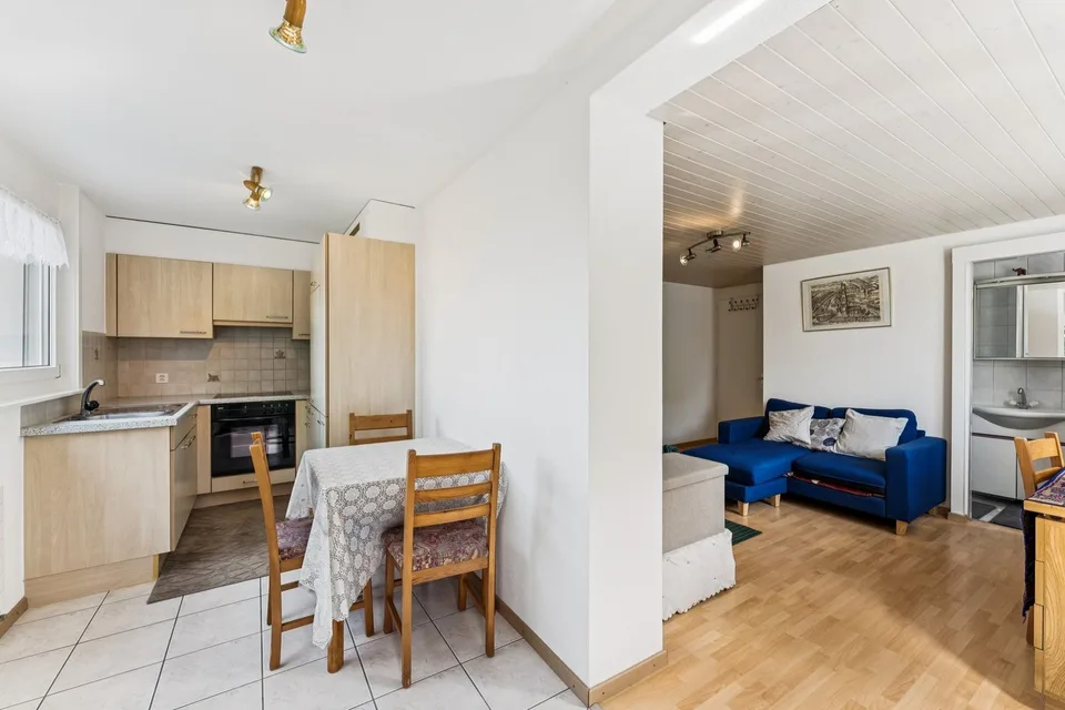 Bella casa con due appartamenti e giardino – foto 13 di 13