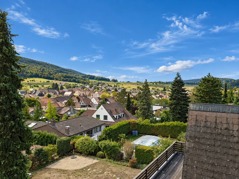 Una casa nel verde con vista panoramica – foto 3 di 9