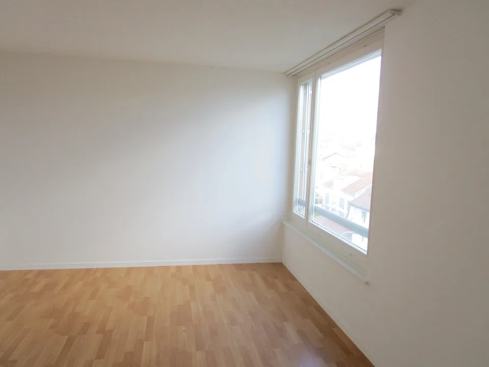 3.5-Room Attic Apartment with New Kitchen – photo 11 of 17
