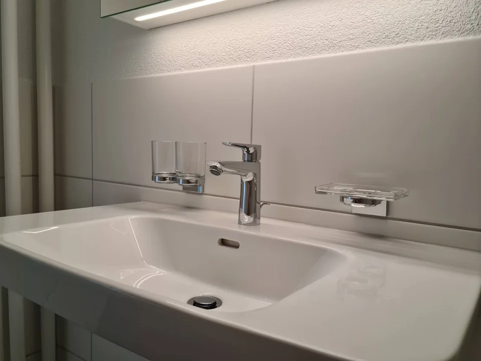 Sanierte 3.5-Zimmerwohnung mit Balkon in Schliern bei Köniz – Foto 14 von 15