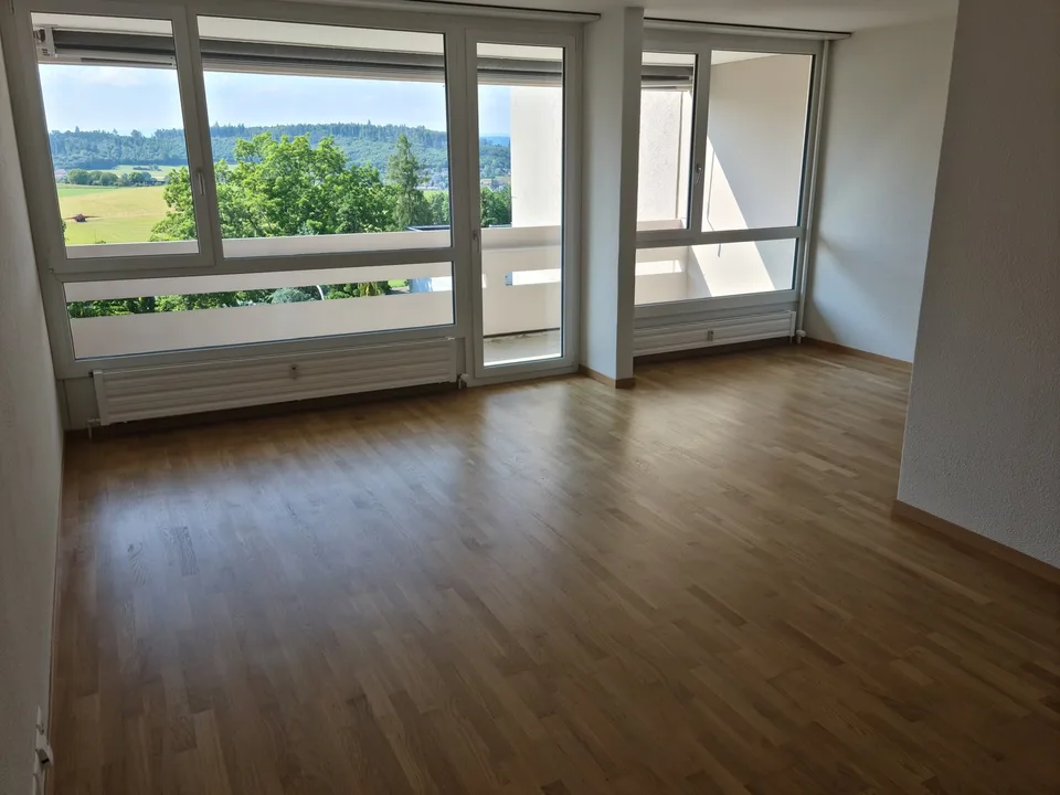 Sanierte 3.5-Zimmerwohnung mit Balkon in Schliern bei Köniz – Foto 3 von 15