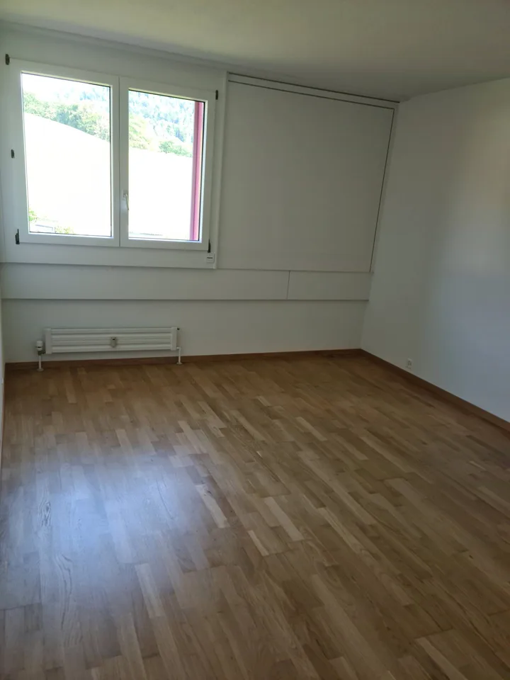 Sanierte 3.5-Zimmerwohnung mit Balkon in Schliern bei Köniz – Foto 5 von 15