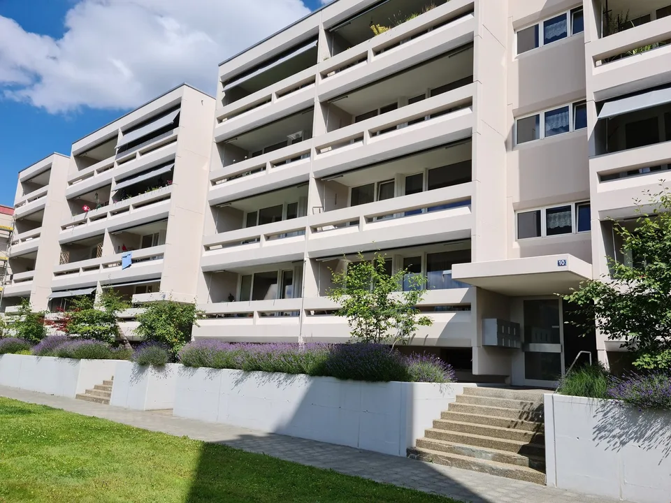 Sanierte 3.5-Zimmerwohnung mit Balkon in Schliern bei Köniz – Foto 10 von 15