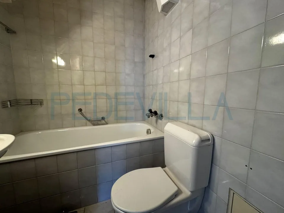 Zu vermieten ? Schöne 2,5-Zimmer-Wohnung im 4. Stock – Foto 5 von 9