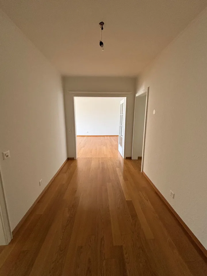 Grosszügige 5.5-Zimmer-Wohnung mit Panoramablick – Foto 12 von 15
