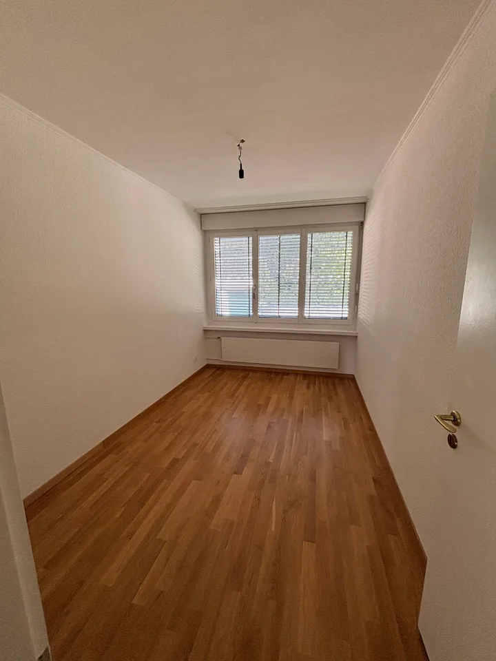 Grosszügige 5.5-Zimmer-Wohnung mit Panoramablick – Foto 11 von 15