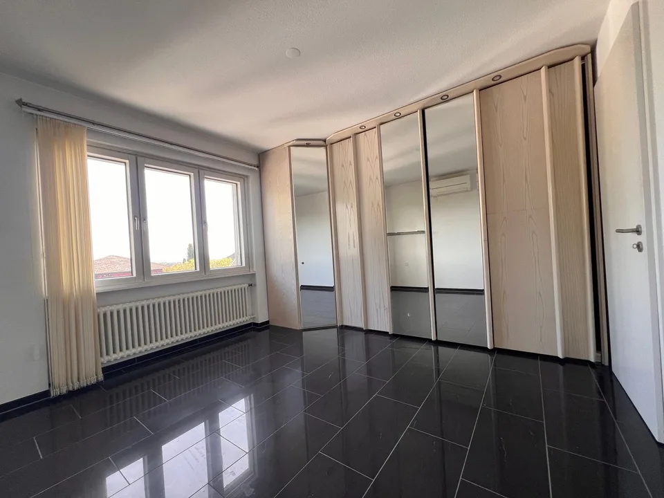 Ampia casa unifamiliare di 5,5 locali a Hägendorf – disponibile immediatamente! – foto 7 di 18