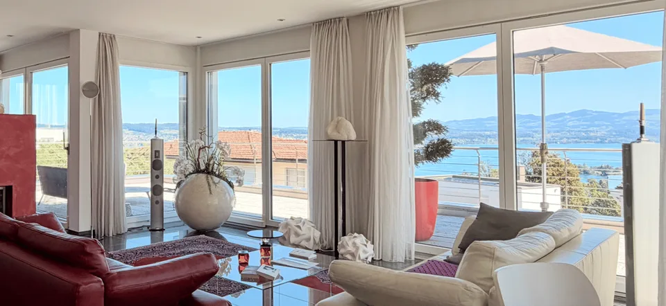VITA DI LUSSO – VILLA PANORAMICA IN POSIZIONE PRIME – ATMOSFERA DI VACANZA PURA AL REBBERG – foto 5 di 7