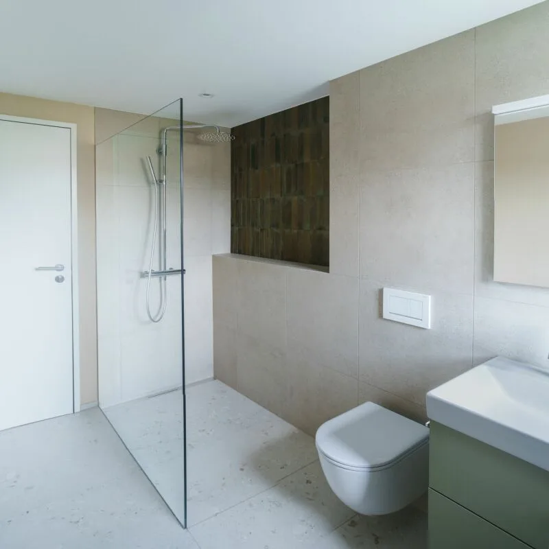 Modernes Wohnen mit Galerie, Garten und eigener Tiefgarage (Mittelhaus) – Foto 3 von 7