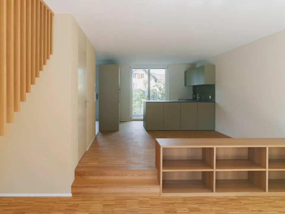 Modernes Wohnen mit Galerie, Garten und eigener Tiefgarage (Mittelhaus) – Foto 5 von 7