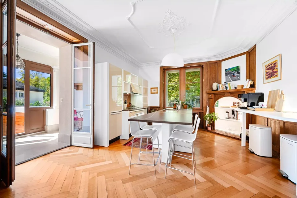 Elégante Maison de maître rénovée au coeur de Chêne-Bougeries – photo 4 sur 13